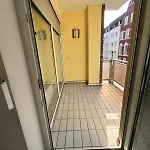 Helles & Traumhaftes In Zentraler Lage In Lejlighed Mönchengladbach