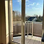 Helles & Traumhaftes In Zentraler Lage In