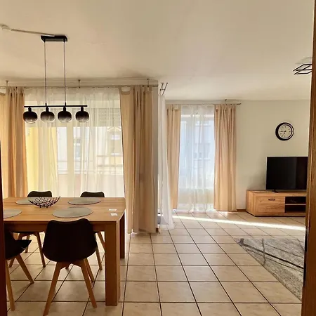 Apartamento Helles & Traumhaftes In Zentraler Lage In