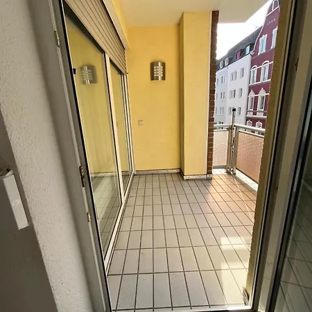 Helles & Traumhaftes In Zentraler Lage In Apartamento Mönchengladbach