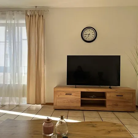 Helles & Traumhaftes In Zentraler Lage In