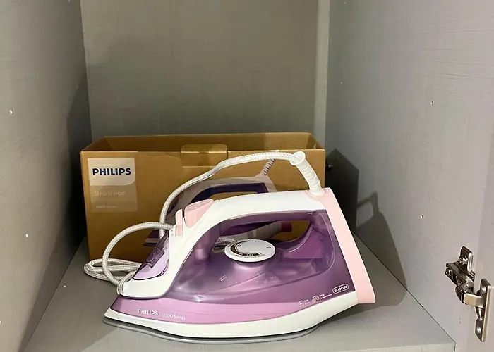 Helles & Traumhaftes In Zentraler Lage In * Мёнхен-Гладбах