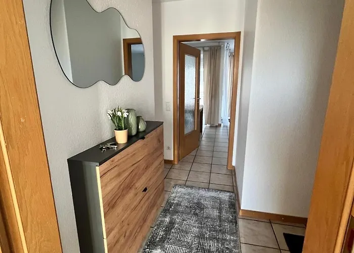 Helles & Traumhaftes In Zentraler Lage In * Мёнхен-Гладбах