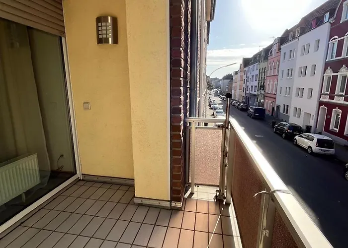 Апартаменты Helles & Traumhaftes In Zentraler Lage In Мёнхен-Гладбах