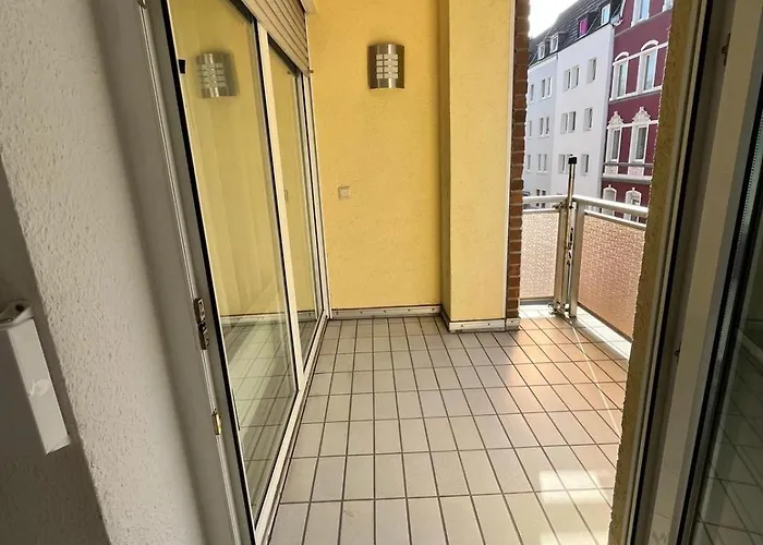 Helles & Traumhaftes In Zentraler Lage In Апартаменты Мёнхен-Гладбах