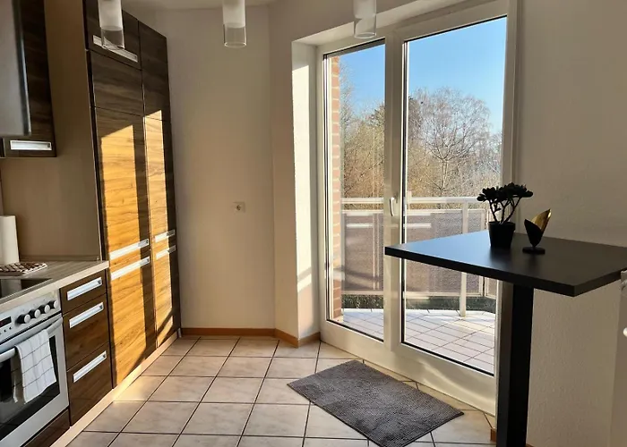 Helles & Traumhaftes In Zentraler Lage In * Мёнхен-Гладбах