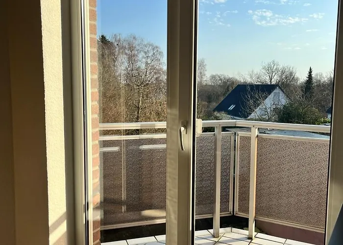 Helles & Traumhaftes In Zentraler Lage In